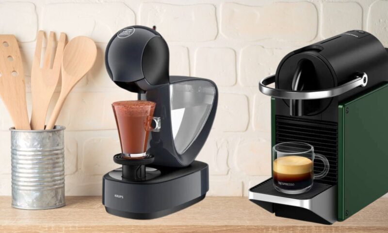 nespresso aparat i dolce gusto aparat na radnoj površini u kuhinji